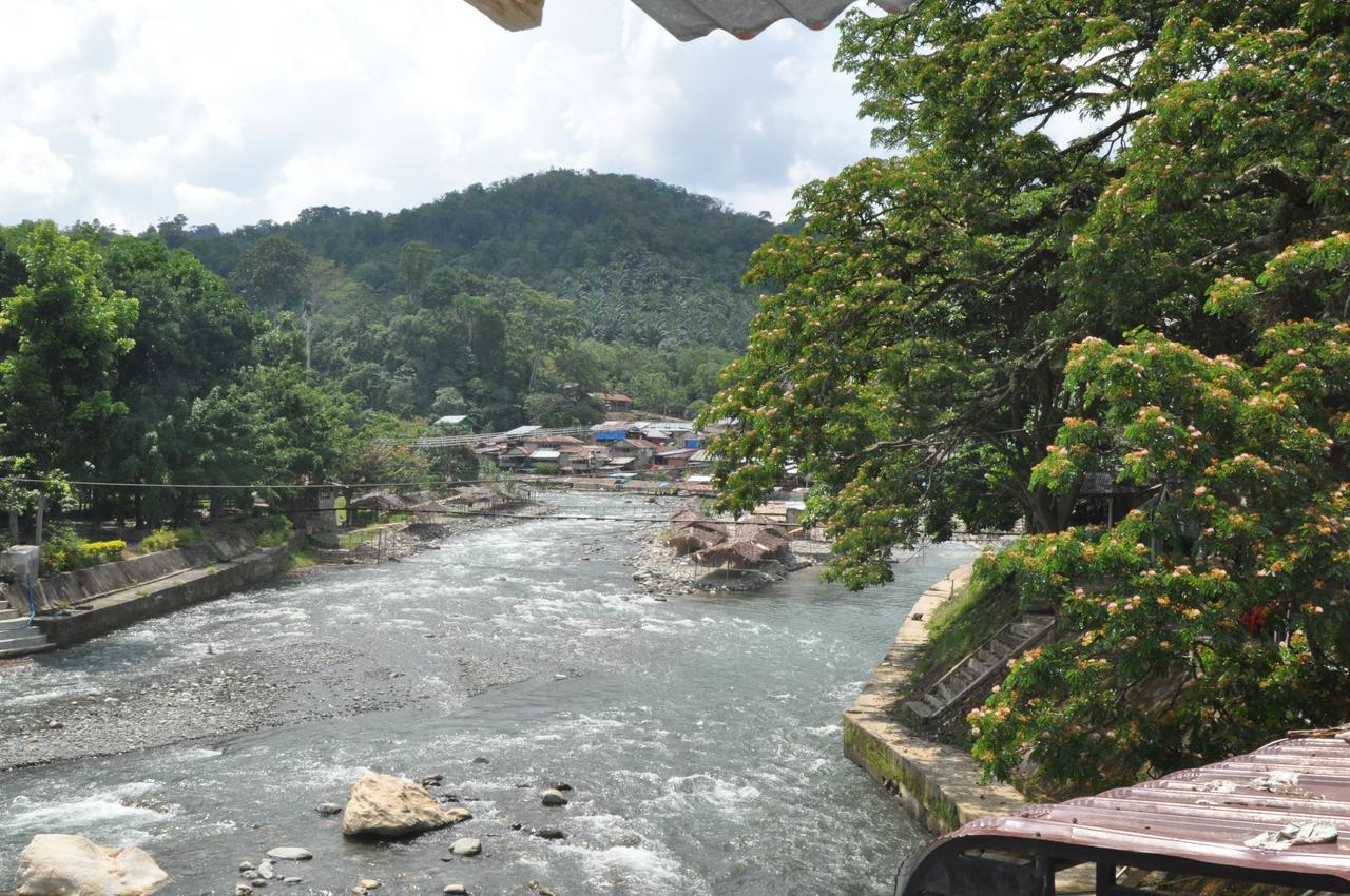 Fun Family Guest House N Jungle Tour Bukit Lawang Εξωτερικό φωτογραφία